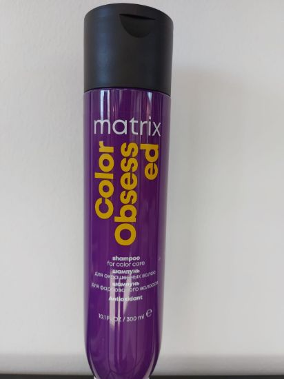 Poza cu Matrix Color Obsessed - Sampon pentru ingrijirea părului vopsit 300ml