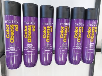 Poza cu Matrix Color Obsessed - Sampon pentru ingrijirea părului vopsit 300ml